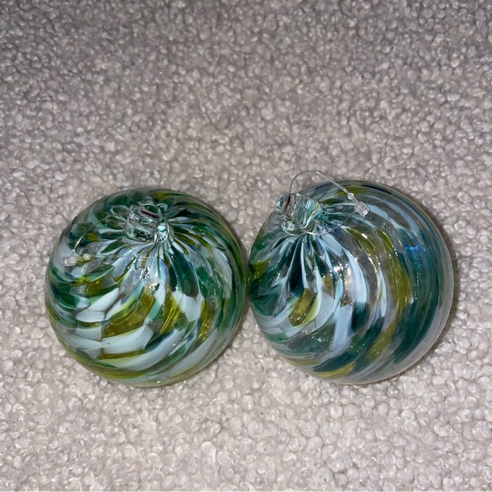 Set of 2 swirled pattern blown glass ornaments